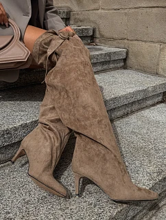Dámske nadkolenové čižmy na podpätku v béžovej farbe Rosena