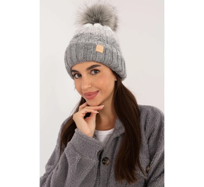 Cap model 201414 Rue Paris