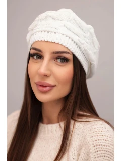 Dámská zimní čepice z vlny s ozdobným pletením a  bílá model 21878093 - K-Fashion