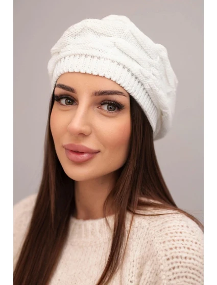Dámská zimní čepice z vlny s ozdobným pletením a  bílá model 21878093 - K-Fashion