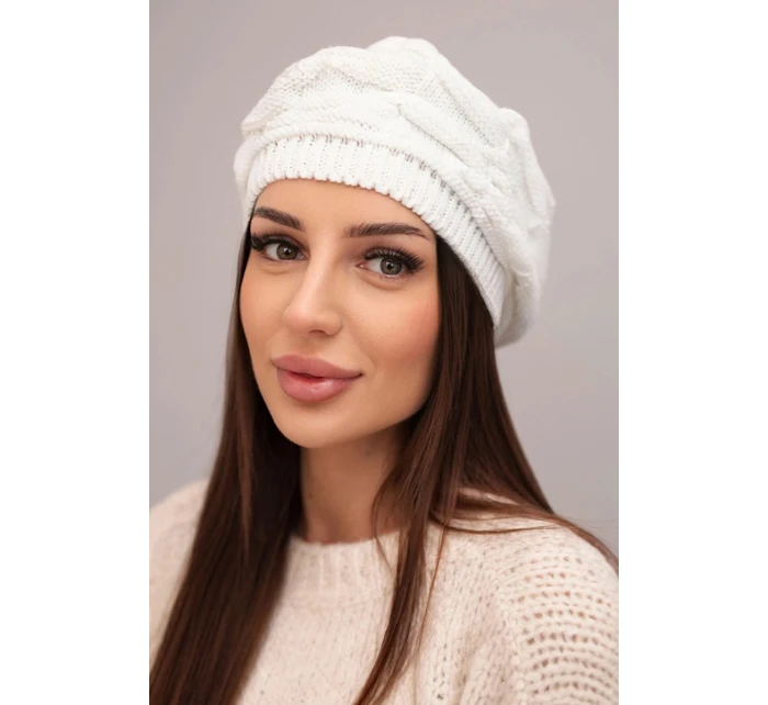Dámská zimní čepice z vlny s ozdobným pletením a  bílá model 21878093 - K-Fashion