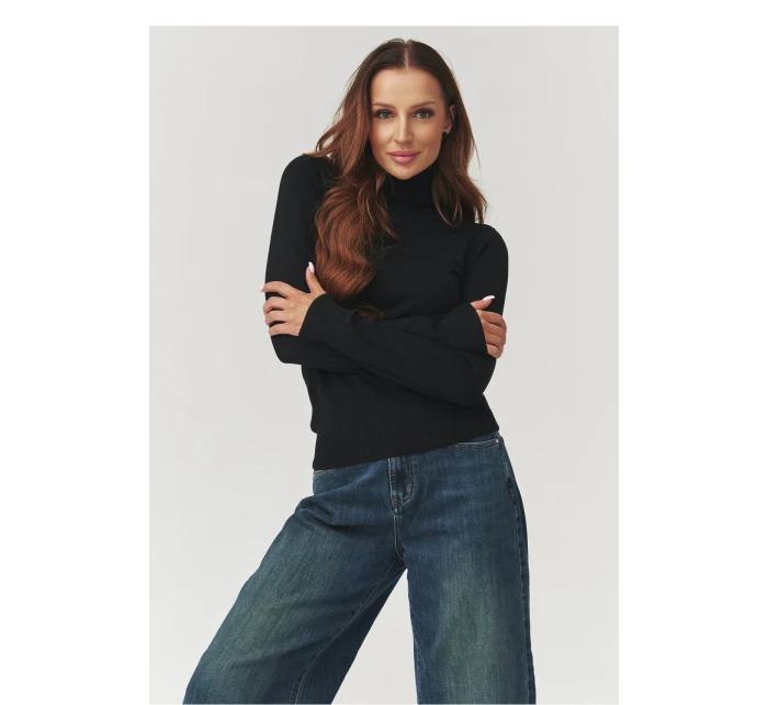 Model role 219743 Makadamia