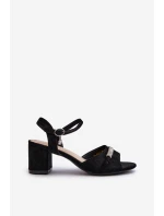 Dámské sandály z semiše na podpatku s ozdobami černé model 21658149 - VINCEZA Dámské sandály z semiše na podpatku s ozdobami černé model 21658149 - VINCEZA