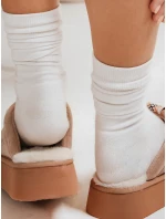 Dámské zateplené žabky beige Dstreet model 21994594 - FashionStreet