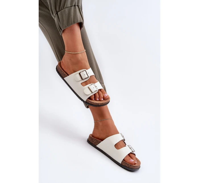 Dámské sandály s přezkami bílé model 21653013 - Boto