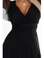 Černé dlouhé dámské šaty s výstřihem a krátkými rukávy model 20625782 - numoco basic Černé dlouhé dámské šaty s výstřihem a krátkými rukávy model 20625782 - numoco basic