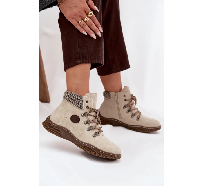 Horns model 219844 Krok vo veľkom štýle