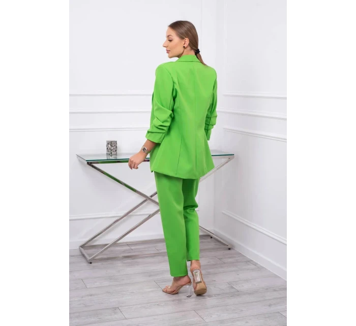 Elegantní souprava saka a kalhot světle zelené barvy