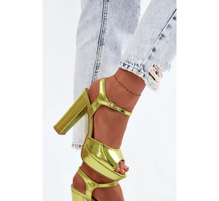 Dámské sandály na vysokém podpatku zelené model 22103033 - Boto