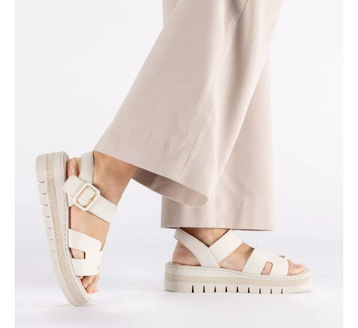 Béžové dámske sandále na platforme Rieker V4952-60