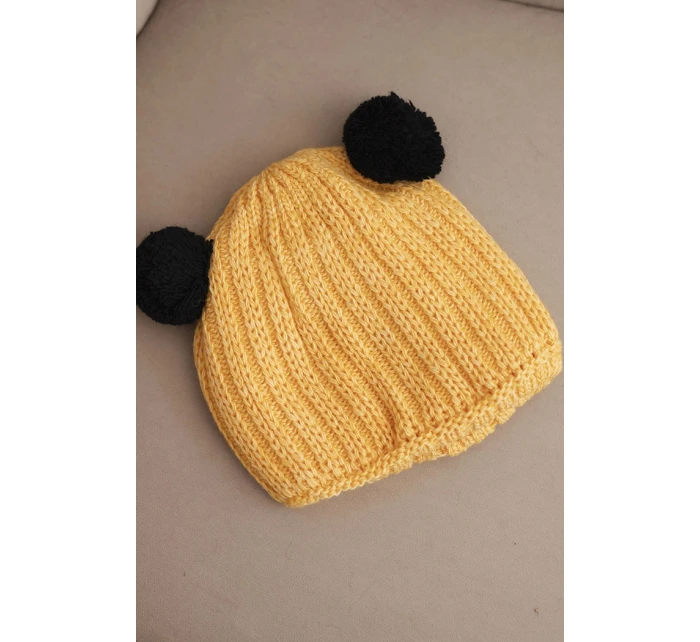 Dámská zimní čepice vlněná s bambulí model 21817789 žlutá - K-Fashion Dámská zimní čepice vlněná s bambulí model 21817789 žlutá - K-Fashion
