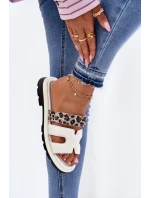 Dámské Kožené Pantofle S Zipem Leopard  Světle Béžové model 21697787 - VINCEZA