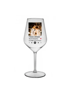 Nerozbitná sklenice s vlastním odkazem na oblíbenou písničku