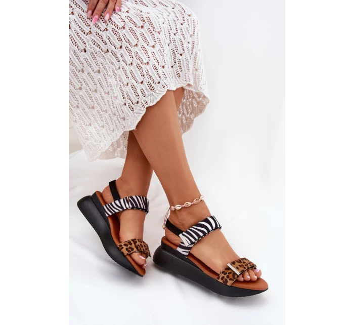 Dámské sandály na platformě a hnědé model 21698928 - Boto