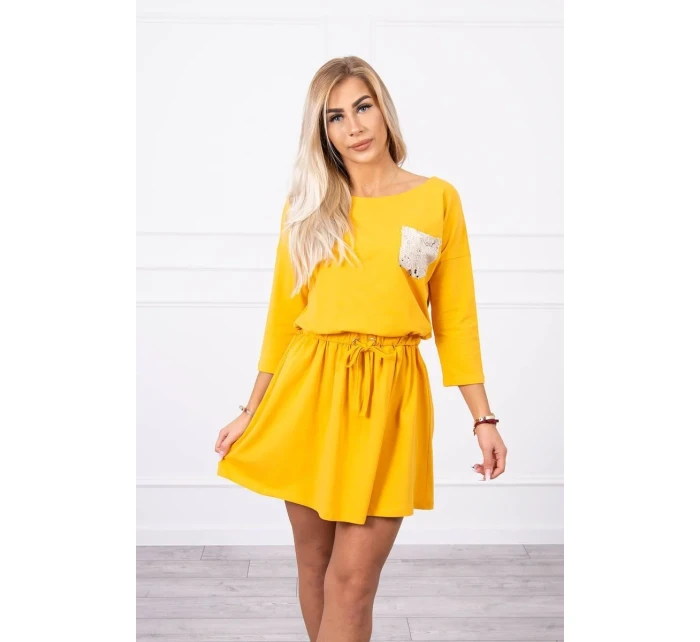 šaty s kapsami model 18743320 - K-Fashion šaty s kapsami model 18743320 - K-Fashion