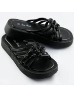 Čierne dámske šľapky s plochou podrážkou (CM-59) Čierne dámske šľapky s plochou podrážkou (CM-59)