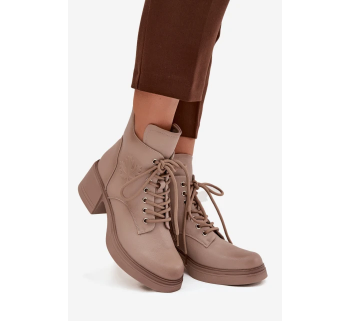 Dámske čižmy Vinceza - béžové, kožené, s blokovým podpätkom Dámske čižmy Vinceza - béžové, kožené, s blokovým podpätkom