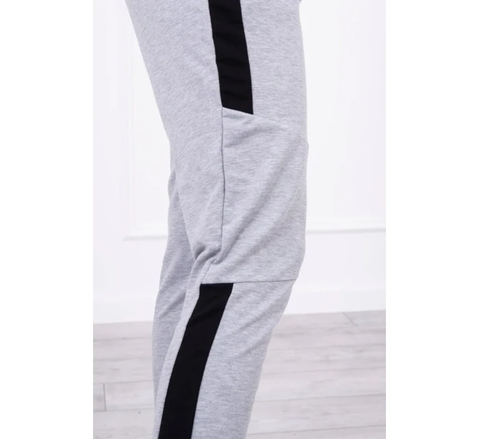 Šedá pruhovaná športová súprava