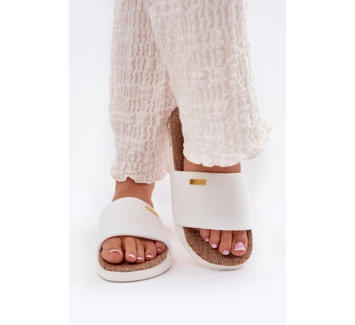 Dámske papuče Big Star - biele Dámske papuče Big Star - biele