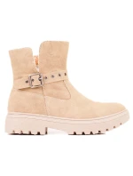 Praktické hnedé členkové topánky na plochom podpätku pre ženy Praktické hnedé členkové topánky na plochom podpätku pre ženy