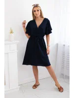 Šaty s model 21915247 výstřihem námořnická modř - K-Fashion Šaty s model 21915247 výstřihem námořnická modř - K-Fashion