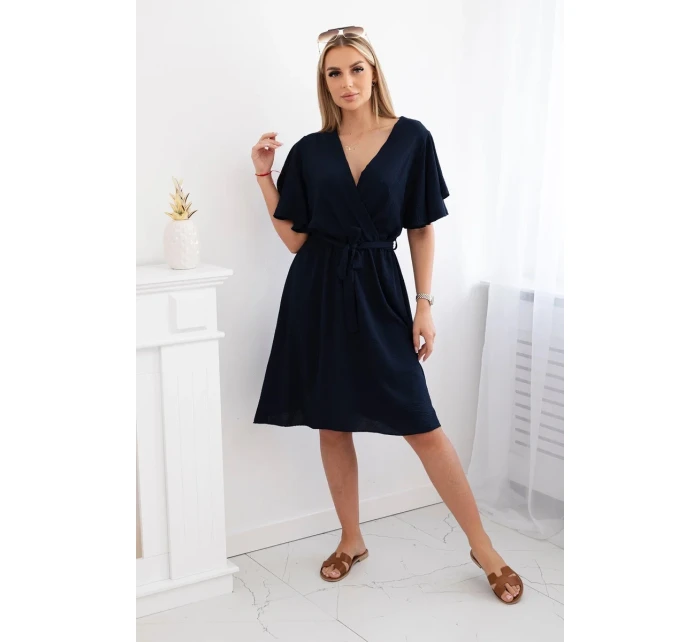 Šaty s model 21915247 výstřihem námořnická modř - K-Fashion Šaty s model 21915247 výstřihem námořnická modř - K-Fashion