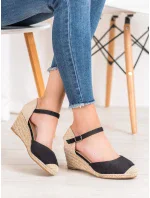 Dámske lodičky na klínku OM247B - Small Swan