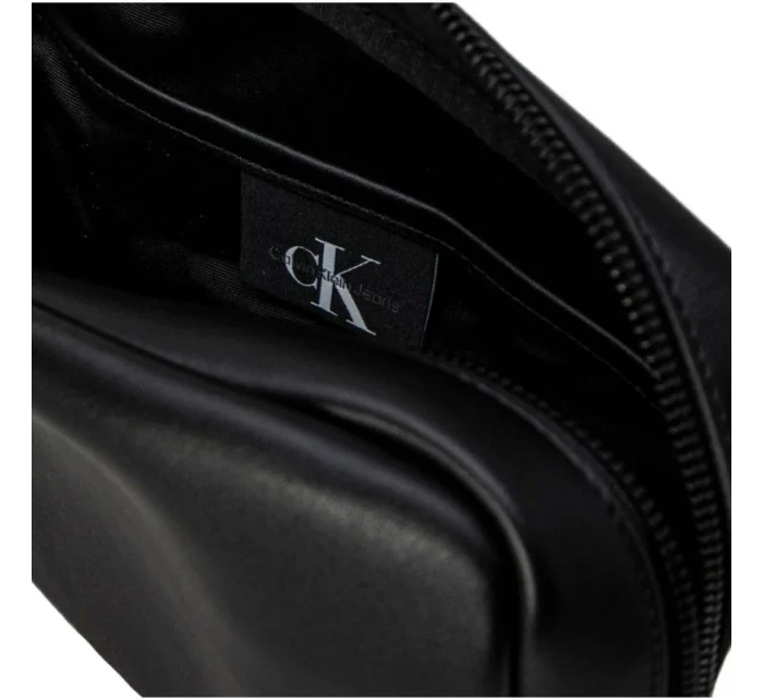 Calvin Klein Jeans Kozmetická taška K50K508221