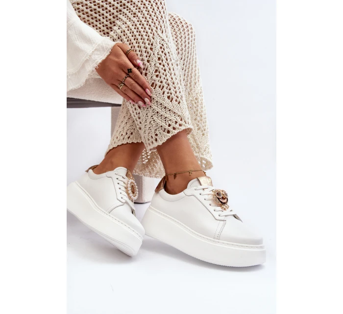 Dámské kožené tenisky model 21647474 bílé - CheBello