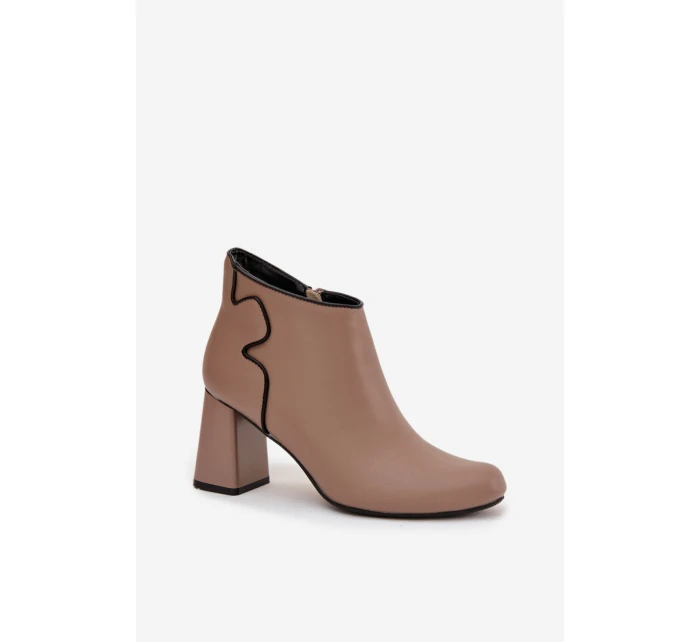 Topánky na podpätku model 222520 Step in style