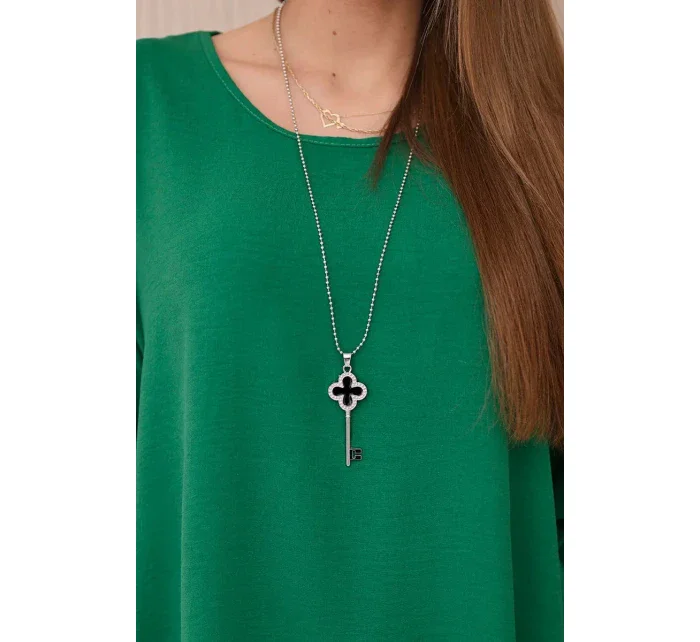 Súprava blúzka + nohavice s príveskom zelená