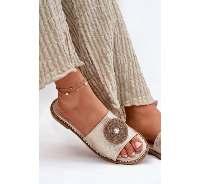 Klapki Damskie Na Płaskim Obcasie Z Ozdobą S.Barski KV51-013 Złote Klapki Damskie Na Płaskim Obcasie Z Ozdobą S.Barski KV51-013 Złote