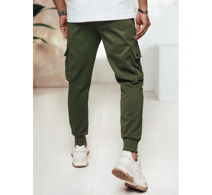 Pánské kalhoty cargo zelené Dstreet model 21982805 - FashionStreet Pánské kalhoty cargo zelené Dstreet model 21982805 - FashionStreet