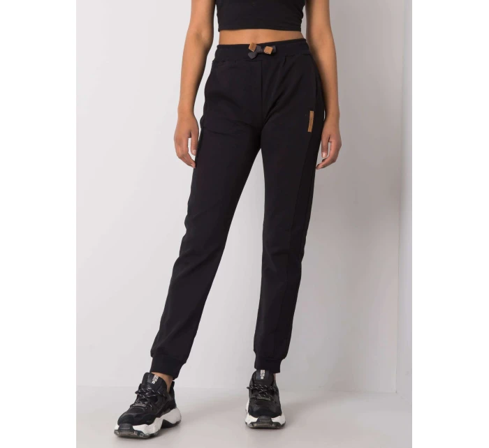 Spodnie dresowe RV DR model 20961730 czarny - FPrice Spodnie dresowe RV DR model 20961730 czarny - FPrice