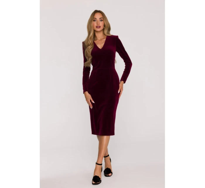 model 21874851 Sametové šaty na tělo bordó - Moe