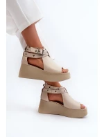 Kožené sandále na klinoch Zazoo, béžové Kožené sandále na klinoch Zazoo, béžové