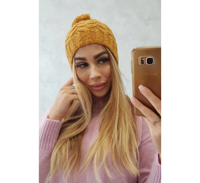 Fleecová čepice  hořčicová model 18751573 - K-Fashion