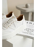 Kožené dámské tenisky na platformě Vinceza 39976 bílé Kožené dámské tenisky na platformě Vinceza 39976 bílé