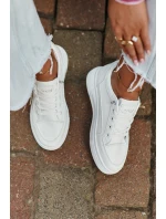 Dámské sportovní boty na platformě model 22010082 Bílá - VINCEZA