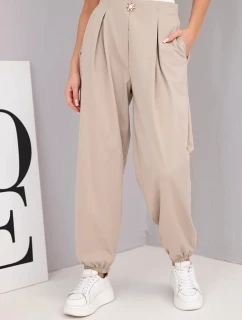 Dámske bavlnené nohavice s vysokým pásom a ozdobným gombíkom tmavo béžové