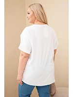 Dámská bavlněná halenka Plus Size s model 22212490 květinami bílá - K-Fashion Dámská bavlněná halenka Plus Size s model 22212490 květinami bílá - K-Fashion