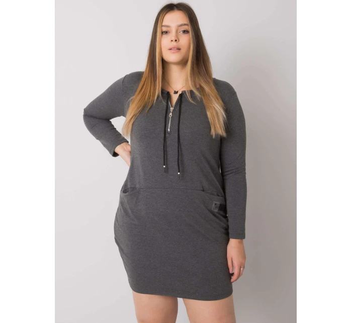 Šaty RV SK 7241.43 tmavo šedá Šaty RV SK 7241.43 tmavo šedá