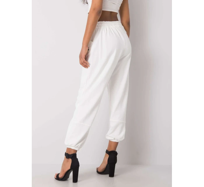 Tepláky EM DR ES 21 524.16 bielych