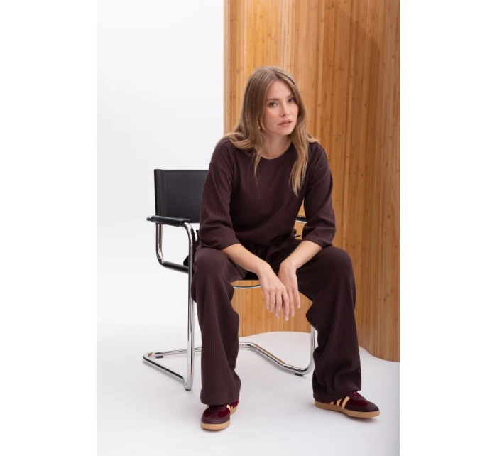 B301 Rebrovaný pletený top - tmavá čokoláda B301 Rebrovaný pletený top - tmavá čokoláda