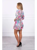 Kvetinové šaty s viazaním v páse vo fialovej farbe Kvetinové šaty s viazaním v páse vo fialovej farbe