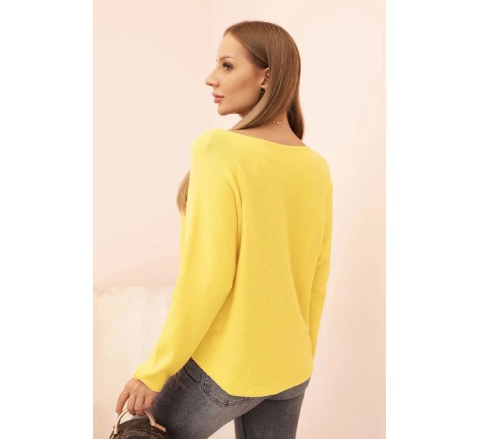 Dámsky viskózový sveter s výstrihom do V tmavožltý Dámsky viskózový sveter s výstrihom do V tmavožltý
