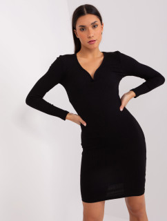 BASIC FEEL GOOD Čierne šaty s vystuženým výstrihom