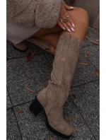 Dámské kozačky na podpatku Béžová shoes model 22018569 - Step in style Dámské kozačky na podpatku Béžová shoes model 22018569 - Step in style