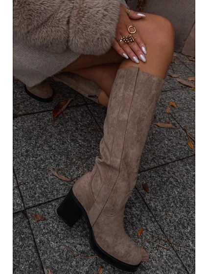 Dámské kozačky na podpatku Béžová  shoes model 22018569 - Step in style
