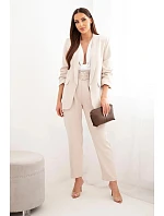 Elegantný set saka a nohavíc béžovej farby